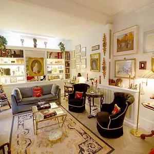 Apartment Alma-eiffel Tower, Paris