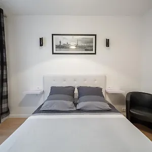 Apartment Near Eiffel Tower - Beautiful Flat, Paris