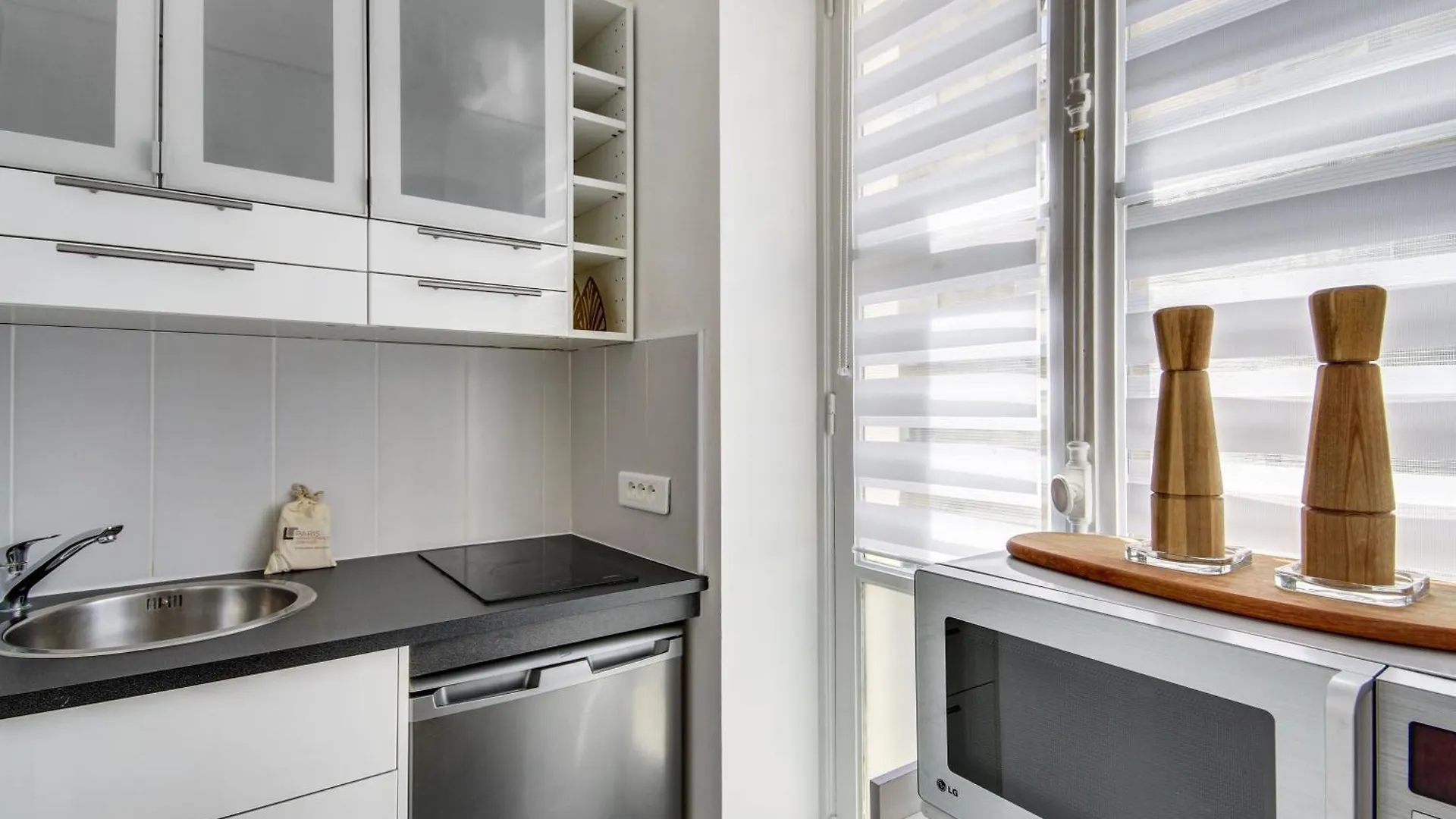 Apartments For Work In City Center Paris