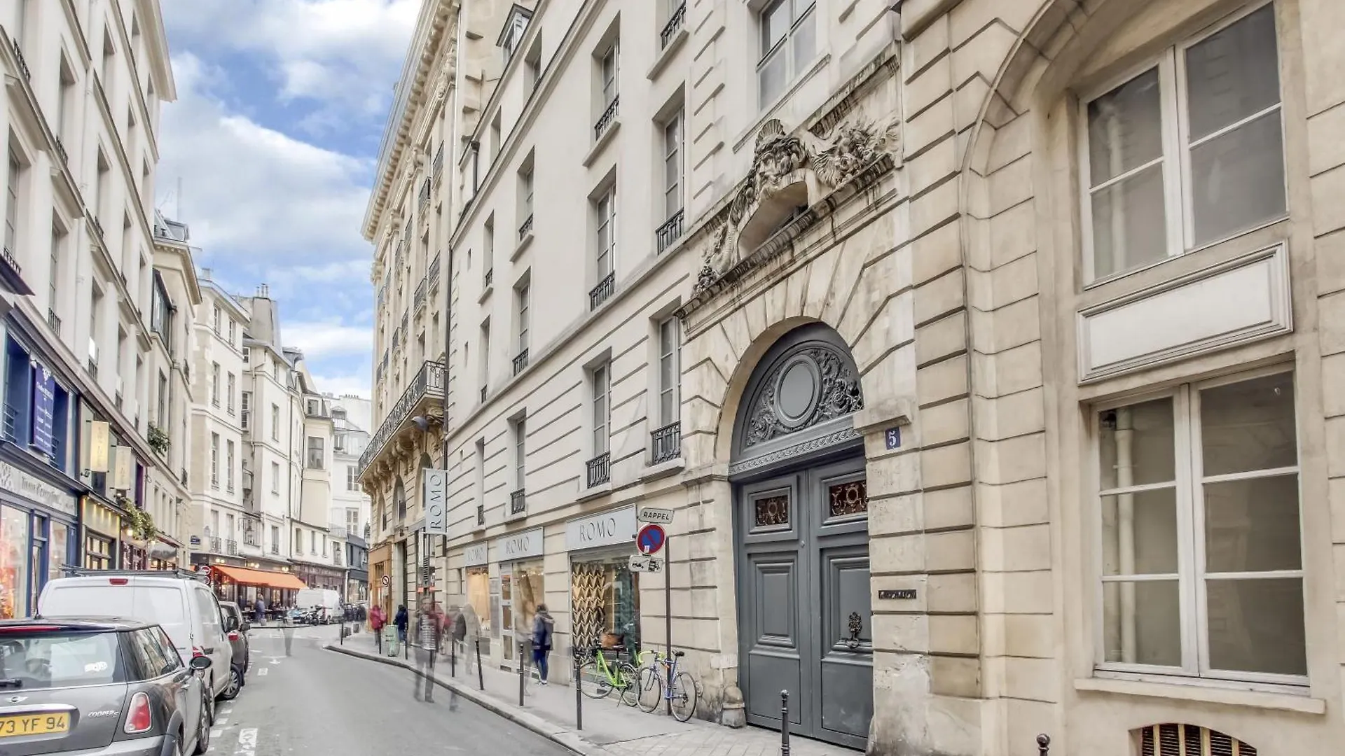 Apartments For Work In City Center Paris