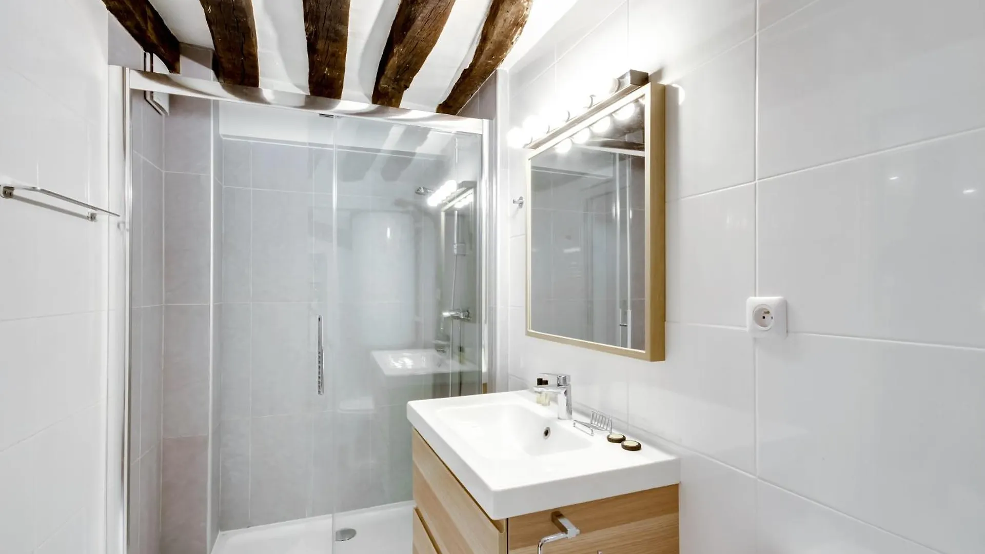 Apartments For Work In City Center Paris France
