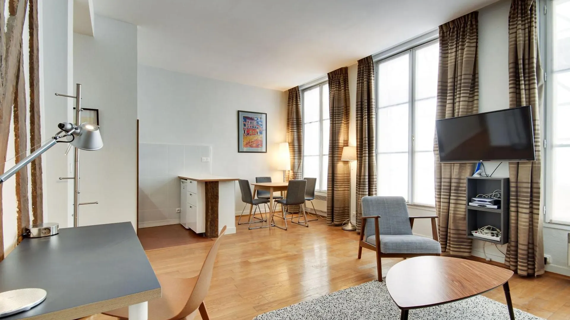 Apartments For Work In City Center Paris