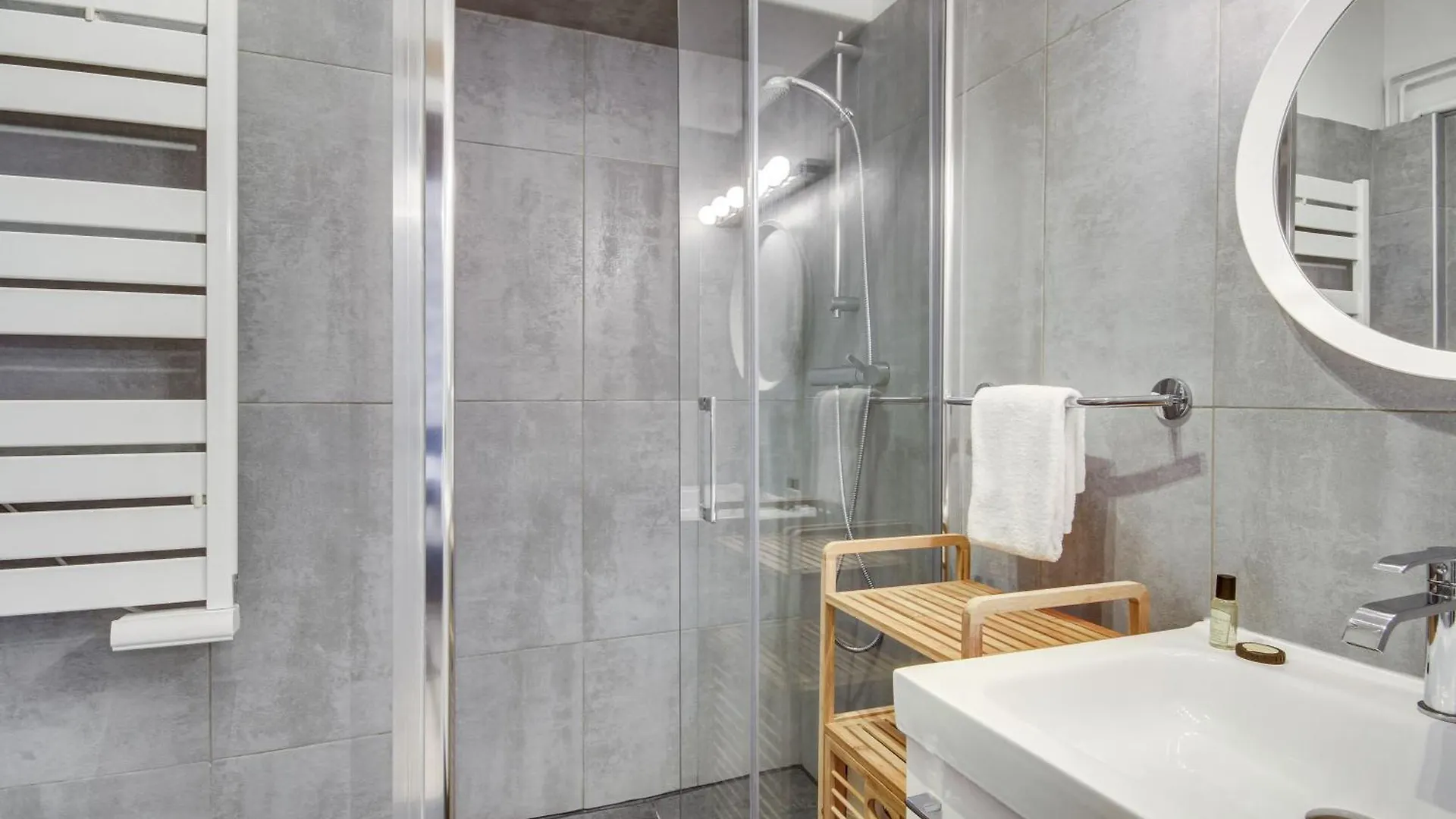 Apartments For Work In City Center Paris